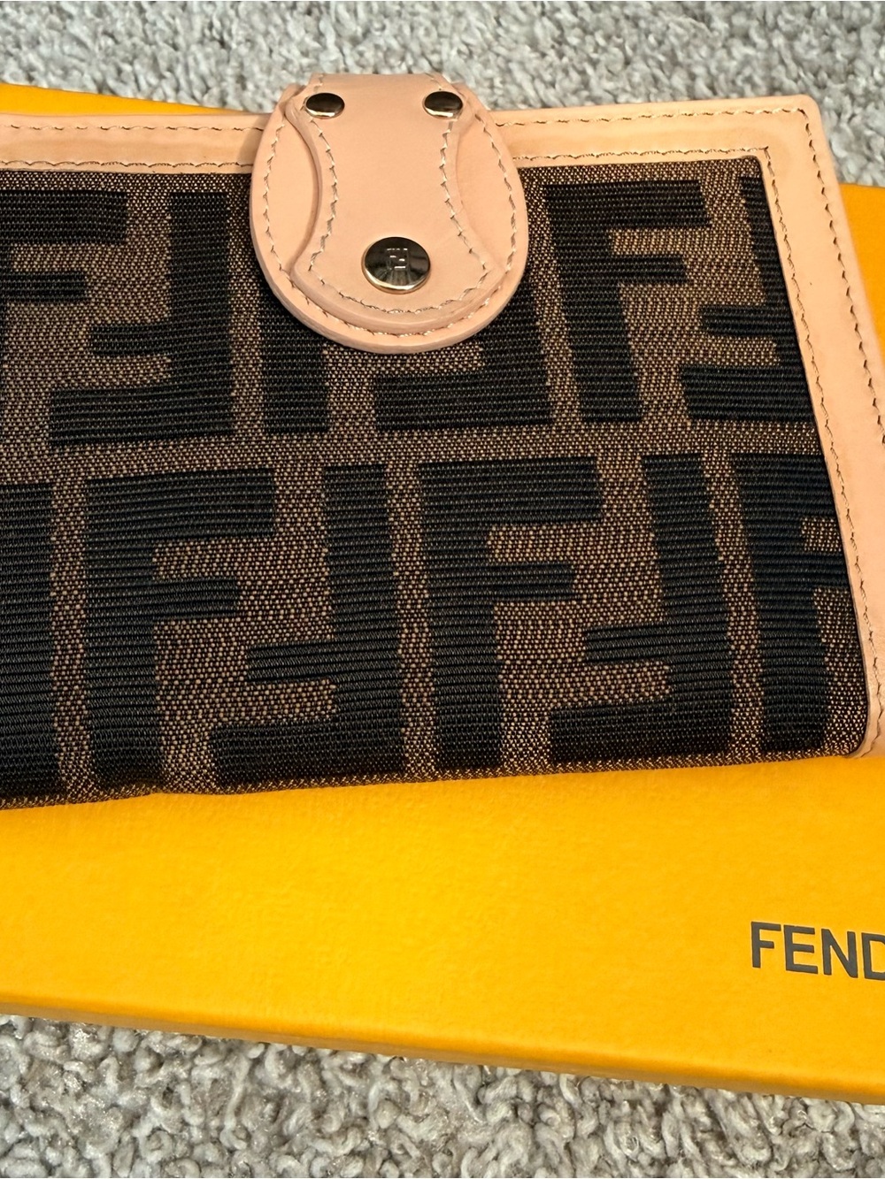 Fendi Brown FF Logo Wallet with Blush Trim - Picture 3 of 11